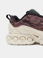 Кросівки унісекс Nike Air Max Dn Violet/Beige HQ0912-200