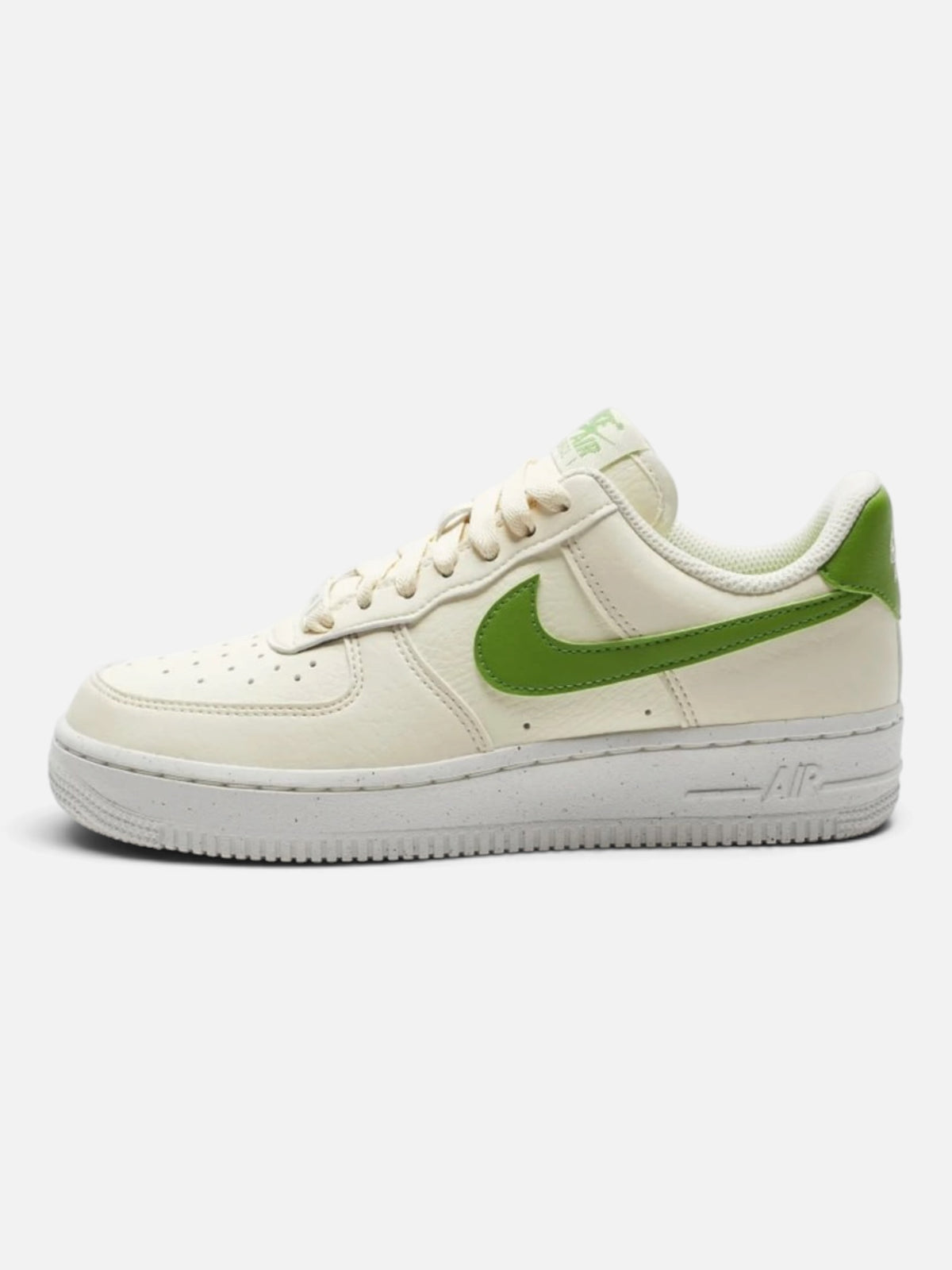 Жіночі кросівки Nike Air Force 1 ’07 Next Nature Beige DV3808-102