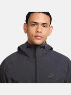 Вітровка чоловіча Nike Tech Woven Oversized Anthracite HV6514-060