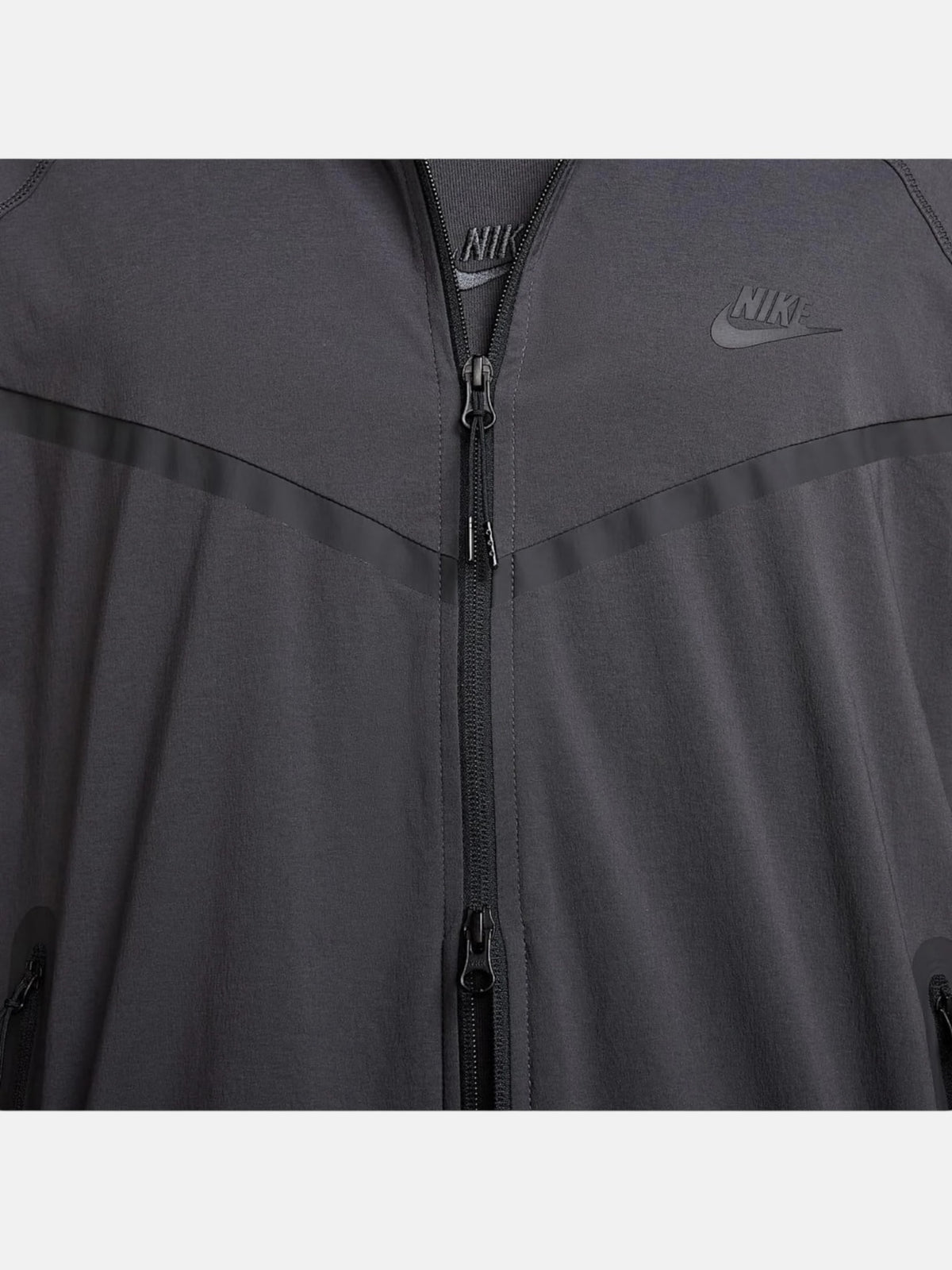 Вітровка чоловіча Nike Tech Woven Oversized Anthracite HV6514-060