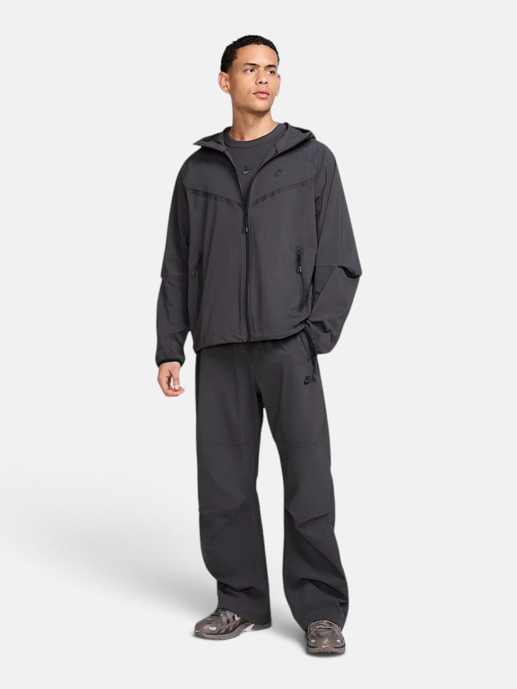 Вітровка чоловіча Nike Tech Woven Oversized Anthracite HV6514-060