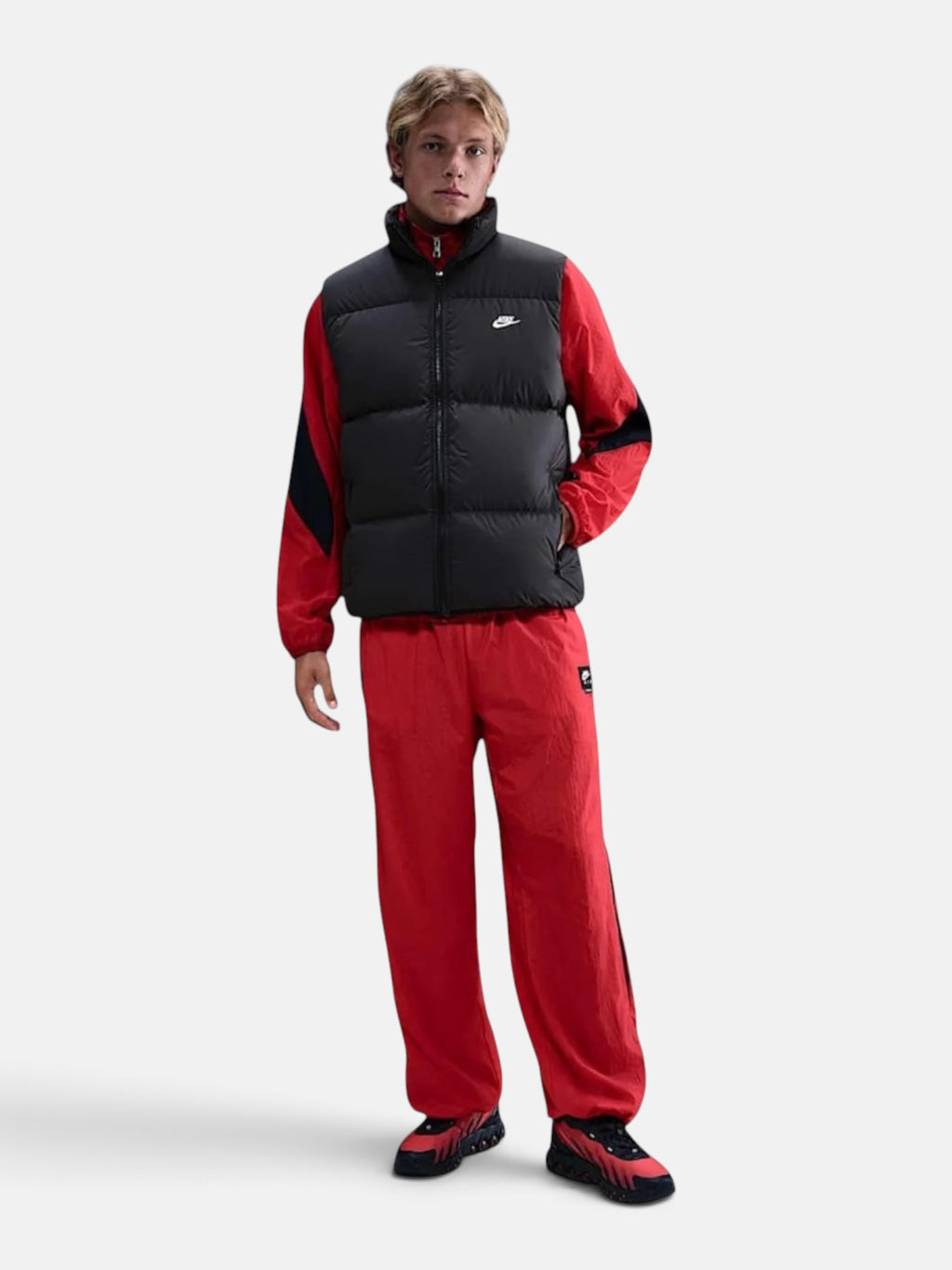 Жилетка чоловіча Nike Sportswear Club Therma-FIT Down Puffer Black IB2977-010