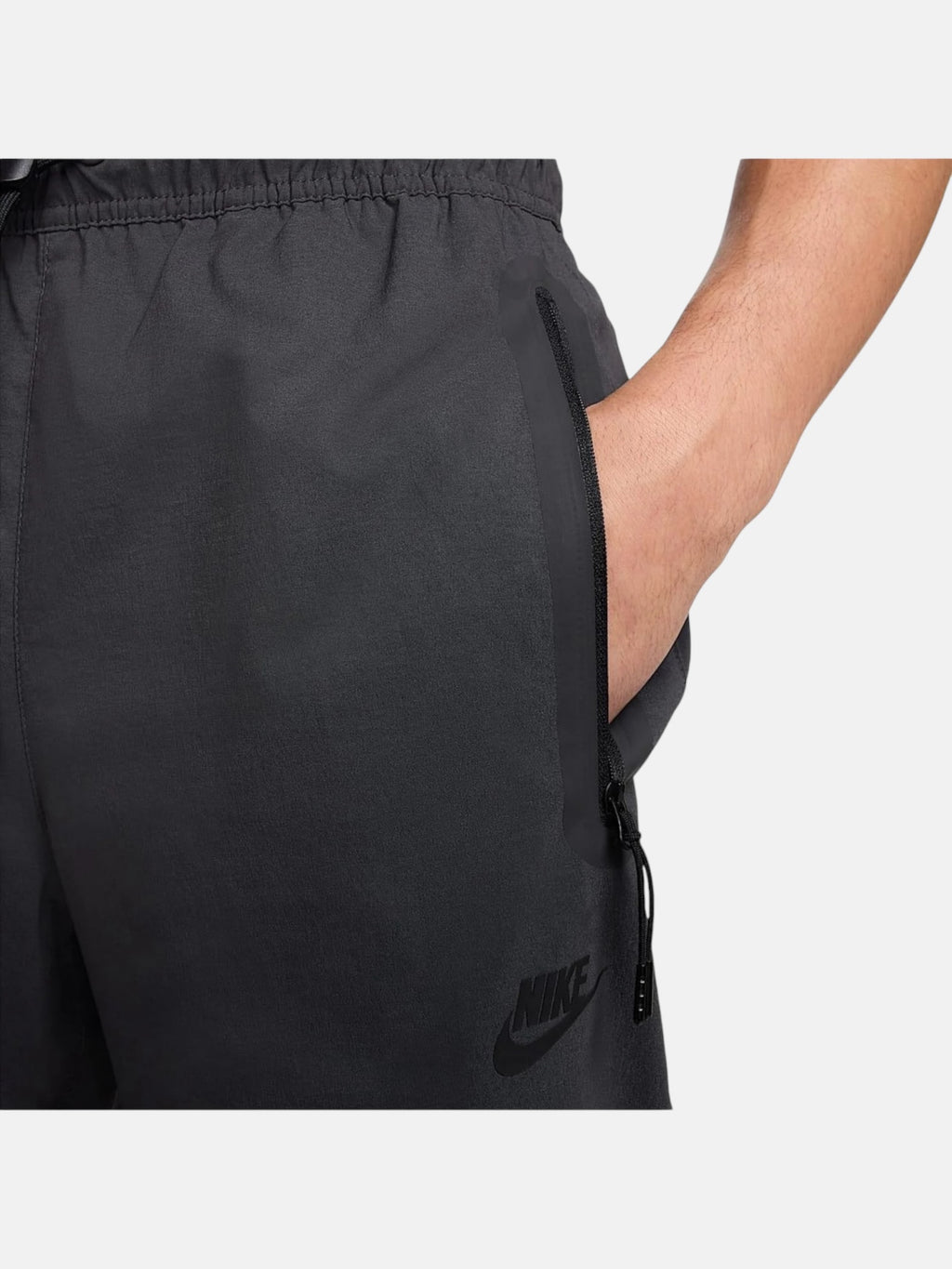 Штани чоловічі Nike Tech Woven Open-Hem Black IB6663-060