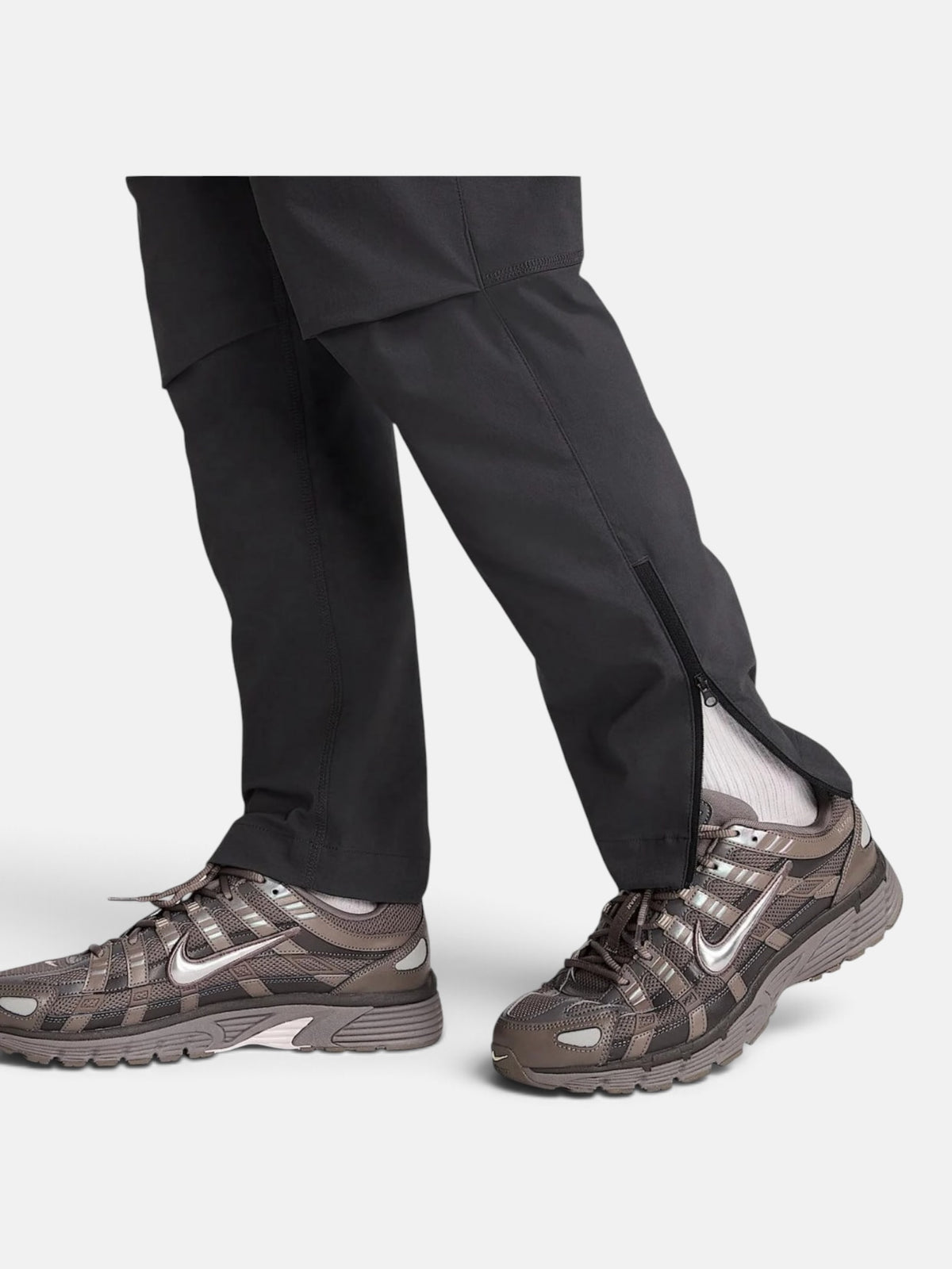 Штани чоловічі Nike Tech Woven Open-Hem Black IB6663-060