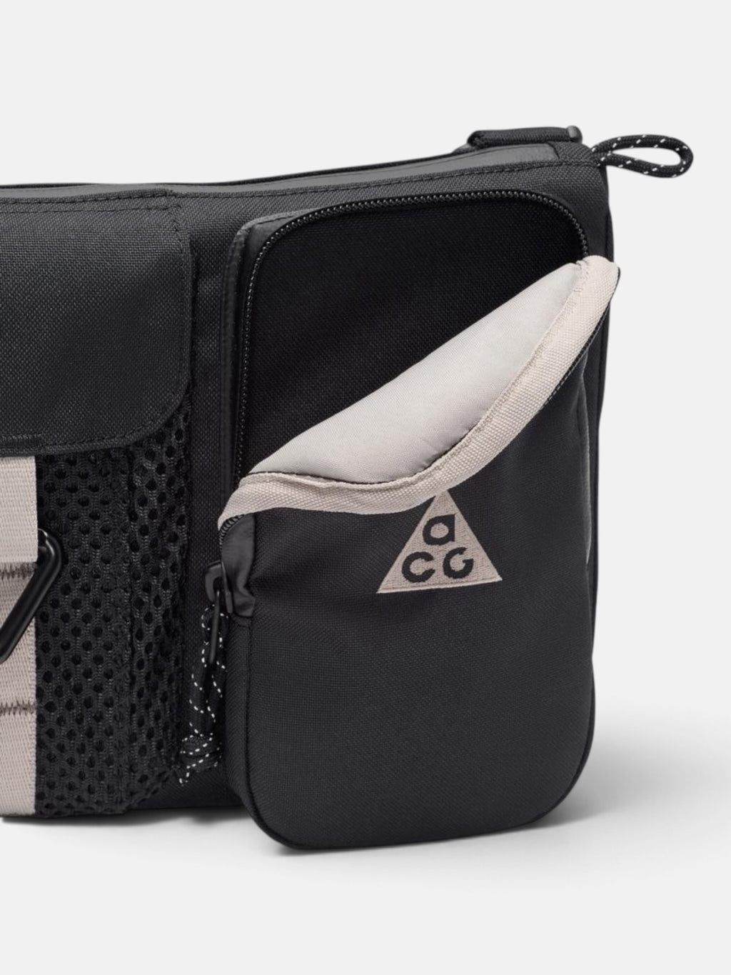 Сумка унісекс Nike ACG Daymax Crossbody Bag Black HJ8180-010