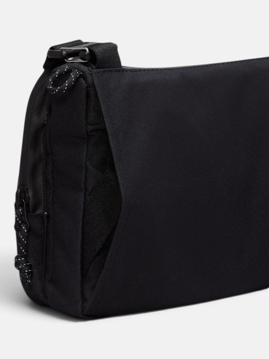 Сумка унісекс Nike ACG Daymax Crossbody Bag Black HJ8180-010