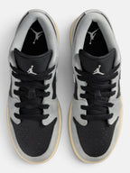 Кросівки дитячі Air Jordan 1 Low SE Light Smoke Grey/Black HQ2021-012