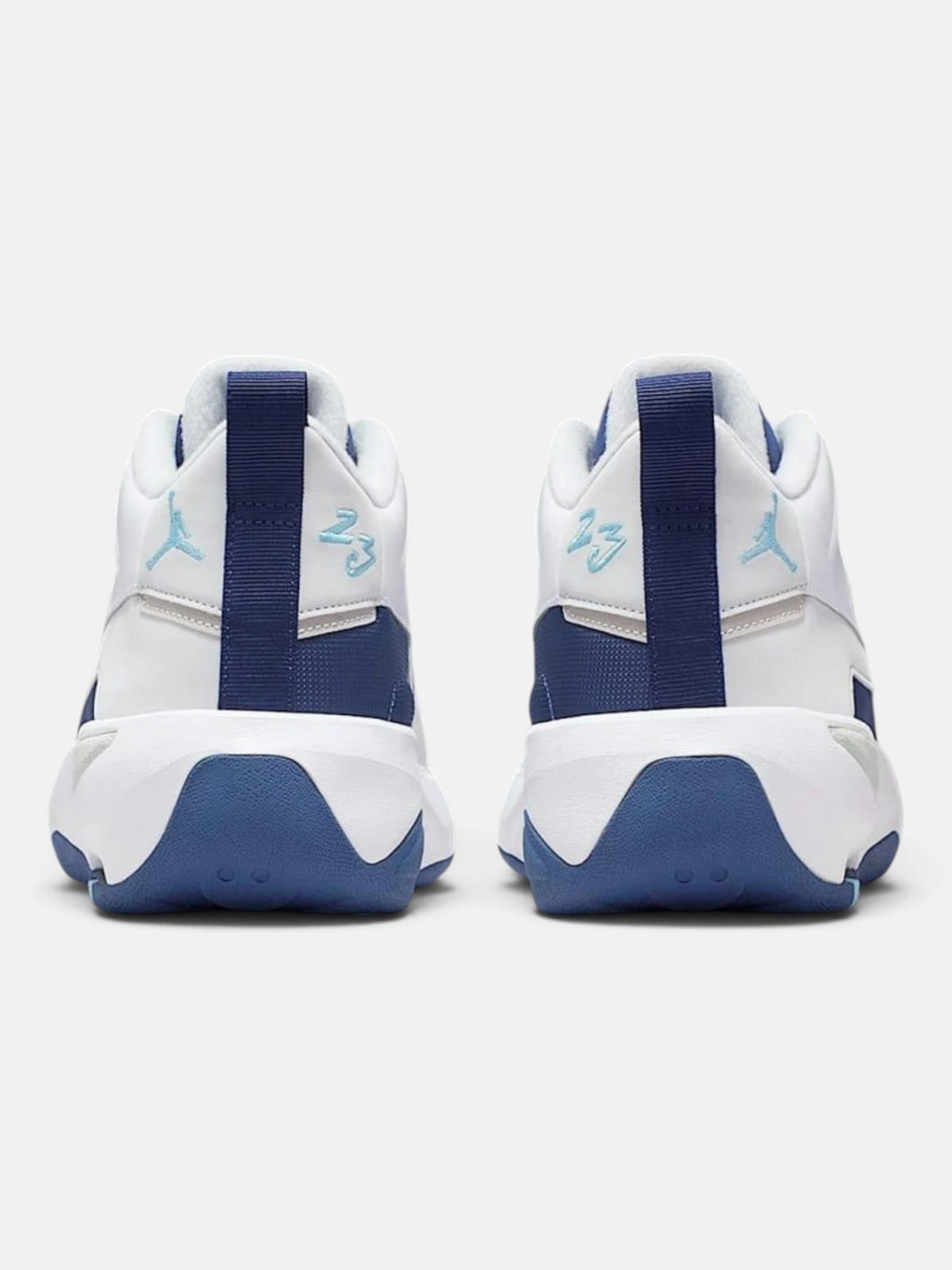 Кросівки чоловічі Air Jordan Max Aura 7 White/Blue HQ2091-101