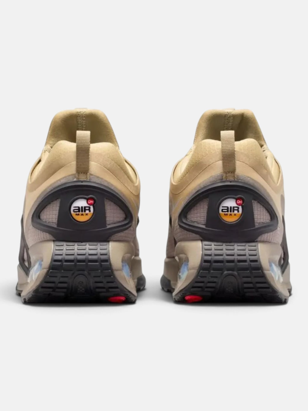 Кросівки чоловічі Nike Air Max Dn Roam Parachute Beige HQ8605-200