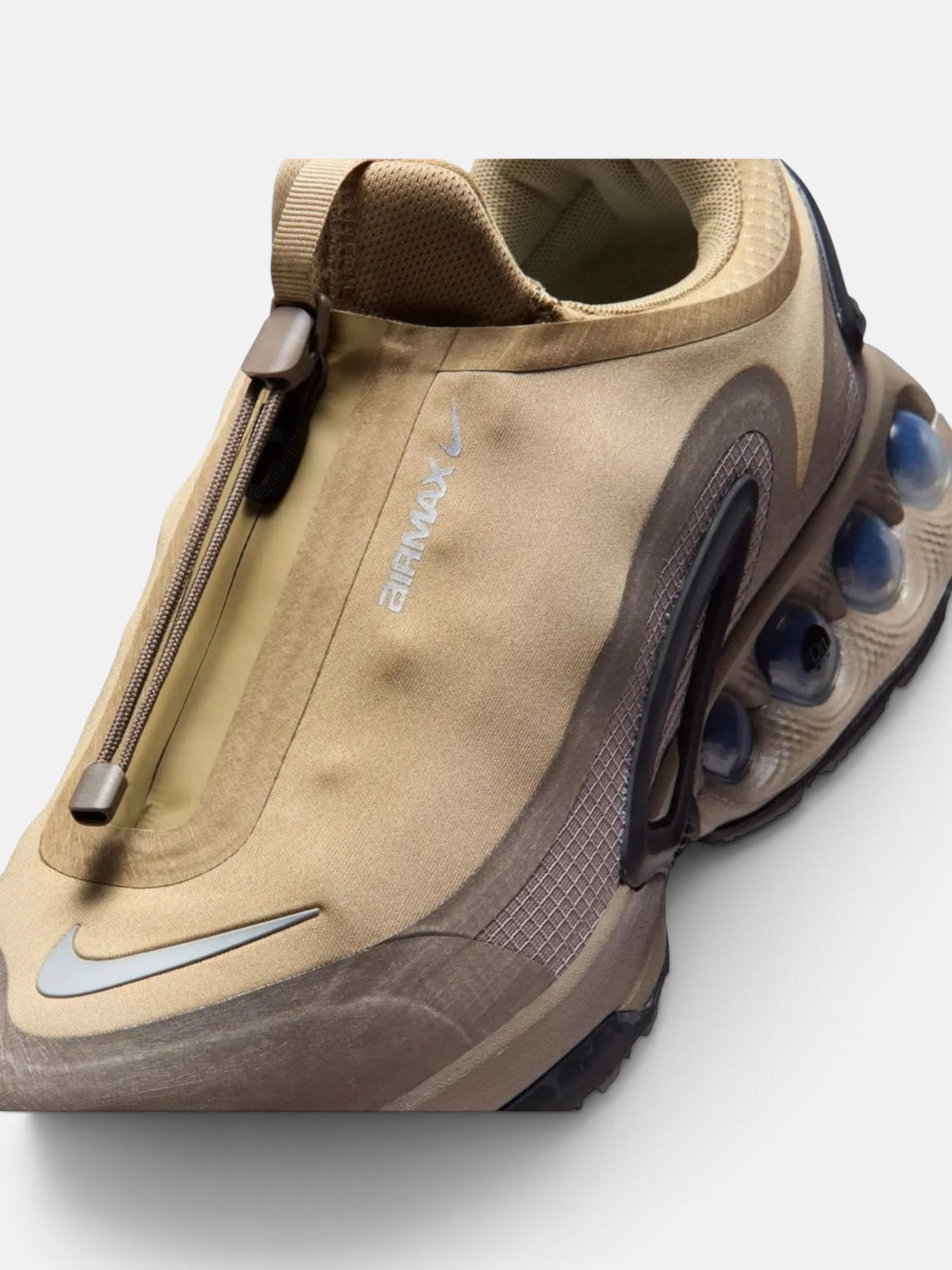 Кросівки чоловічі Nike Air Max Dn Roam Parachute Beige HQ8605-200