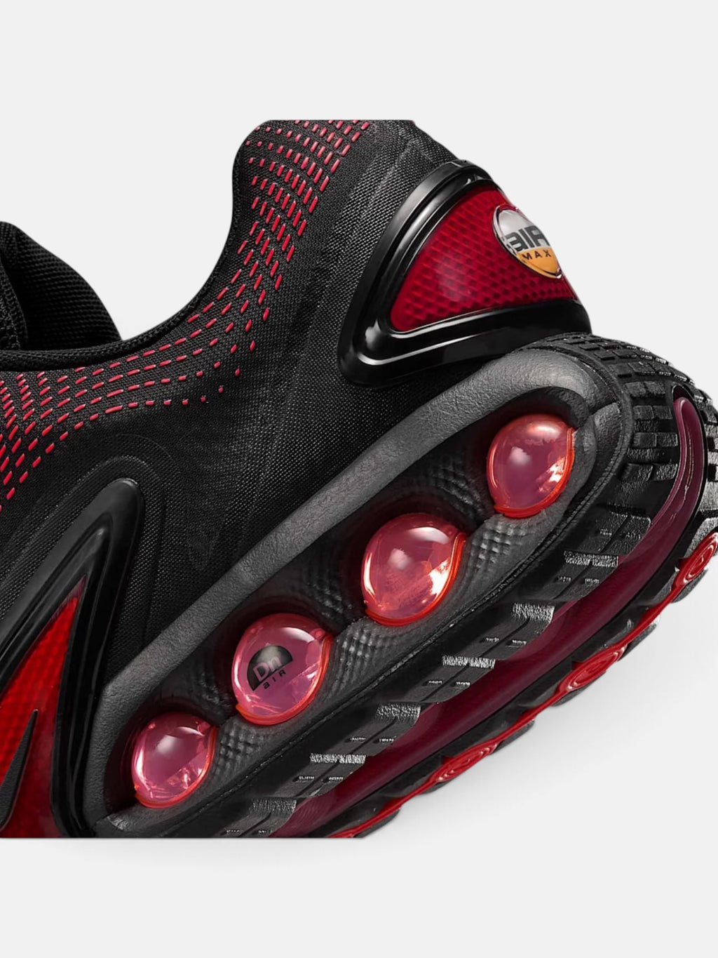 Кросівки чоловічі Nike Air Max Dn Essential Black/Bright Crimson HV5235-002