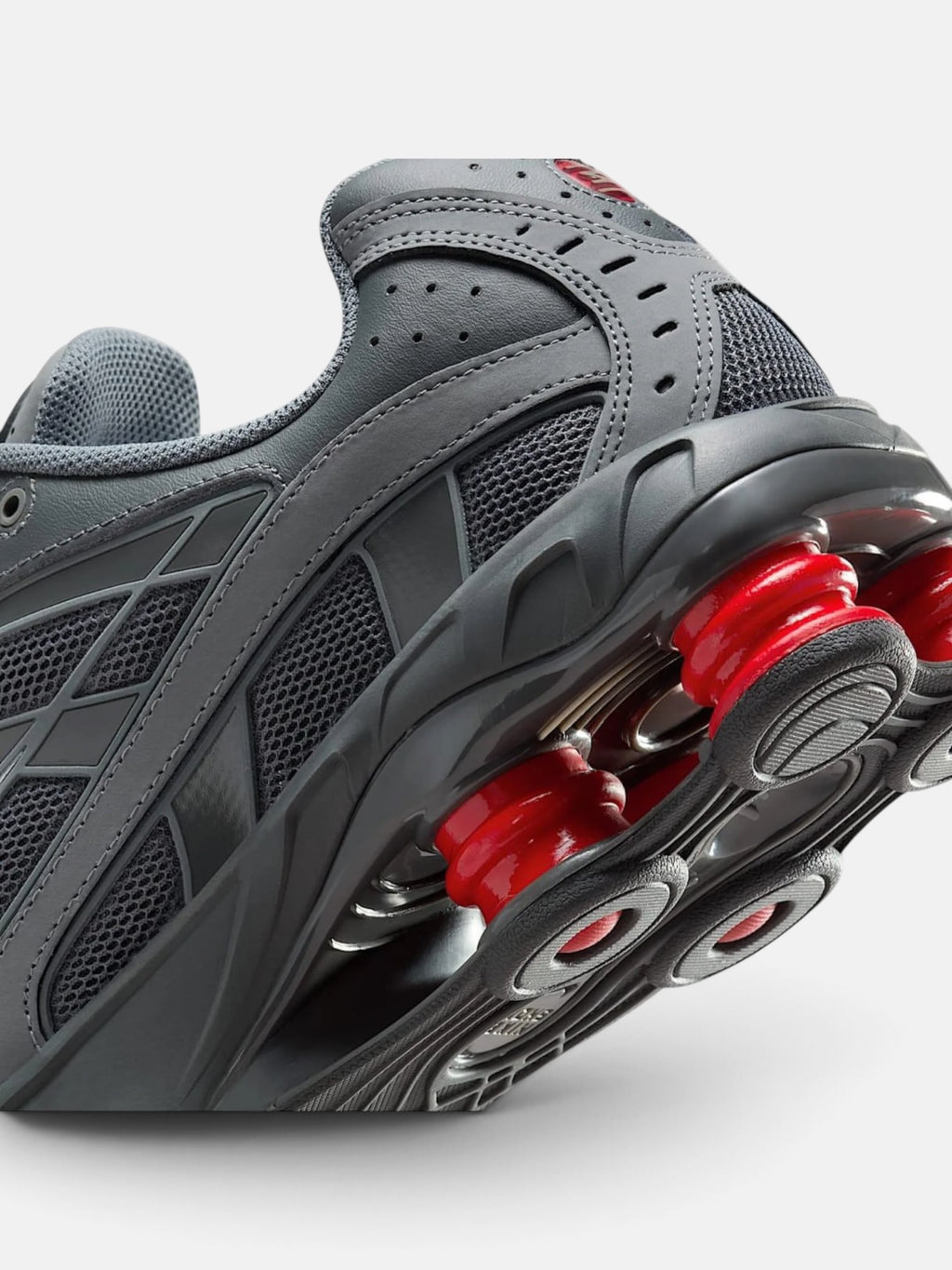Кросівки чоловічі Nike Shox Ride 2 Smoke Grey/University Red/Iron Grey/Metallic Silver IM5999-084
