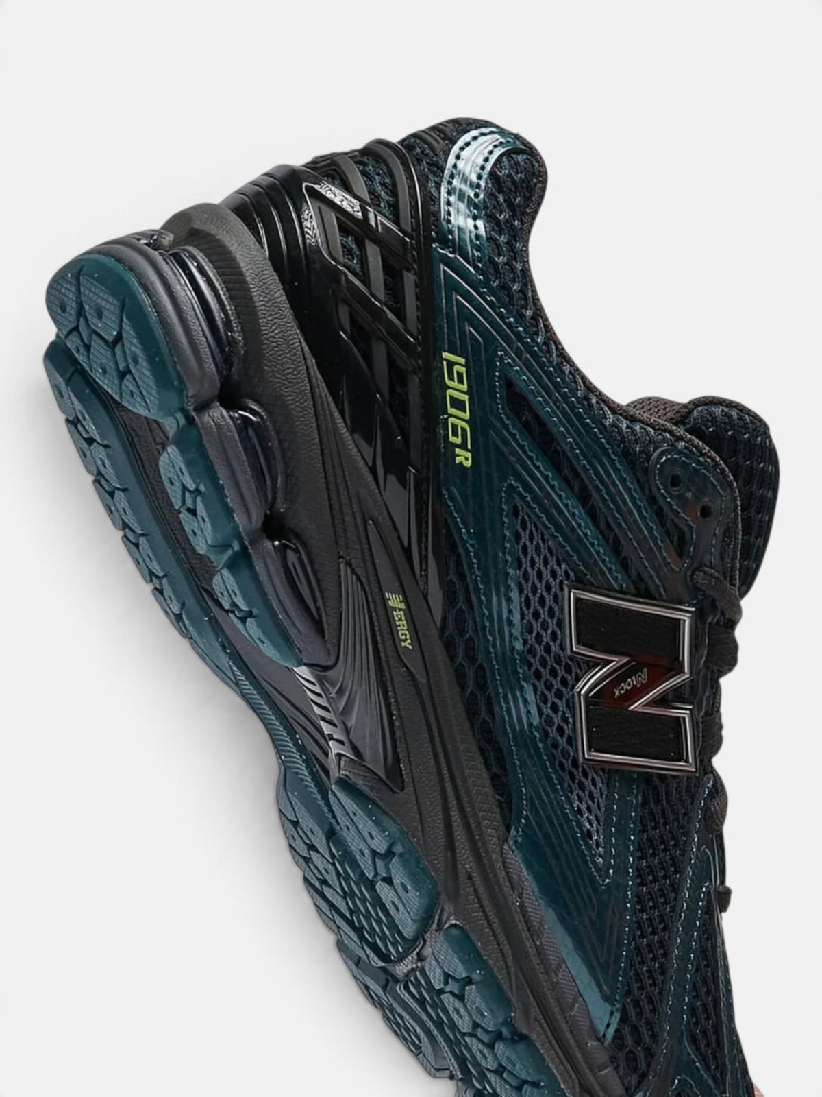 Кросівки унісекс New Balance 1906R Medusa Green/Black U190646S