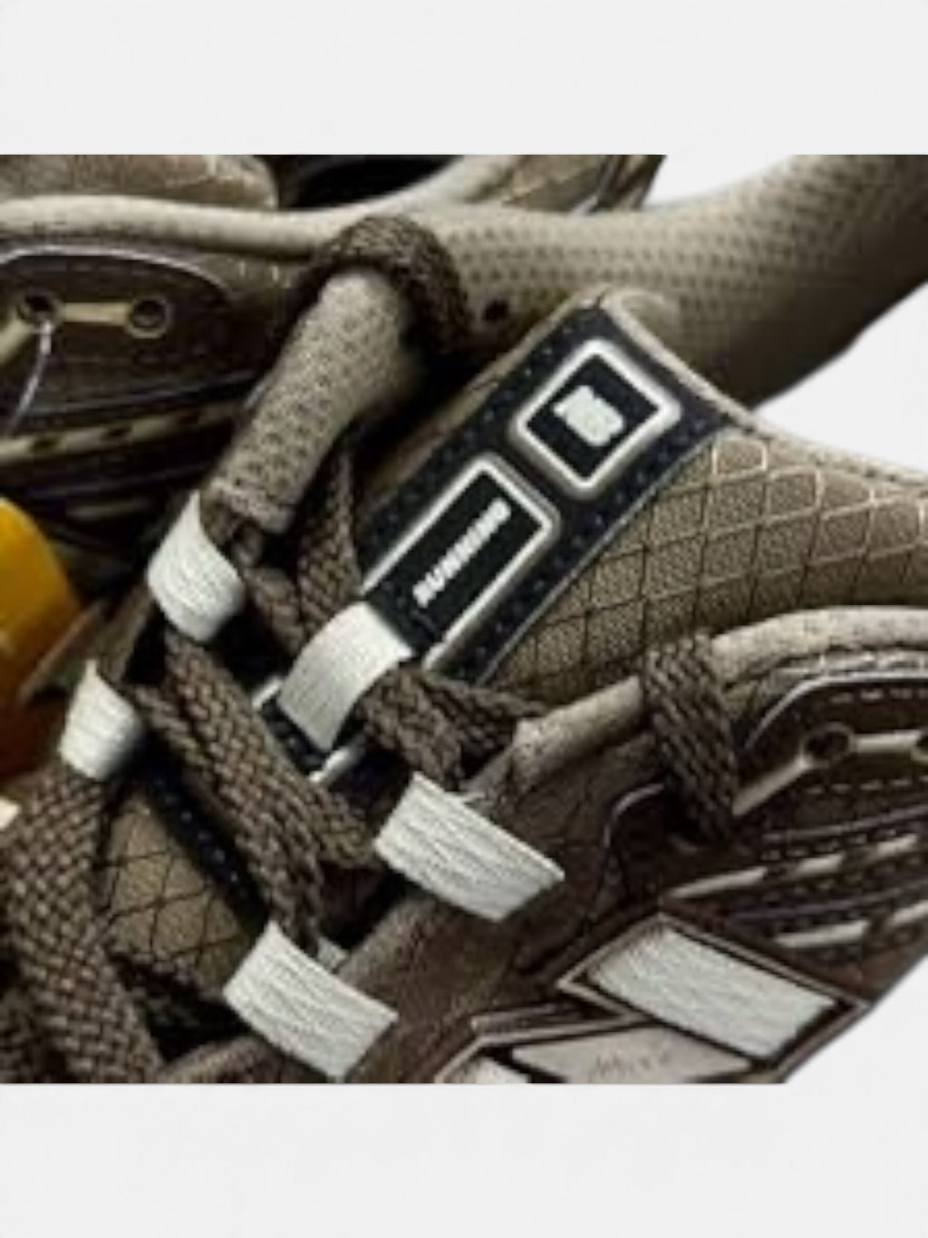 Кросівки унісекс New Balance 1906R Cordura Brown/Black U1906RFW