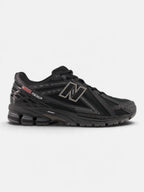 Кросівки унісекс New Balance 1906R Black/Silver Metallic U1906ROE