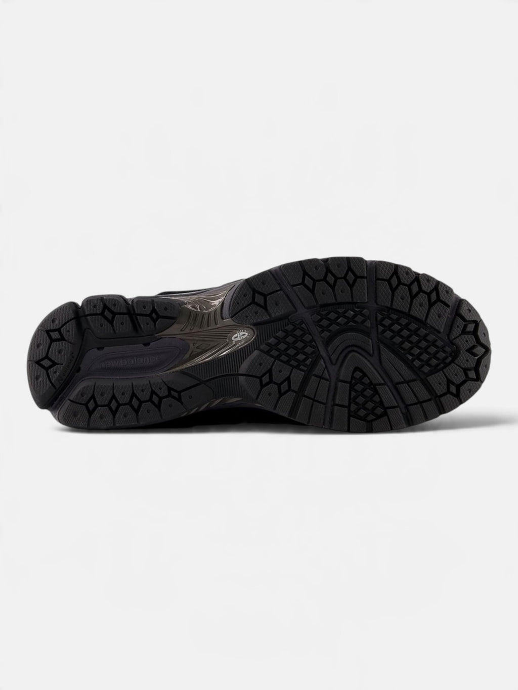 Кросівки унісекс New Balance 2002R Protection Pack Gore-Tex Black U20023MB