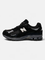 Кросівки унісекс New Balance 2002R Protection Pack Gore-Tex Black U20023MB