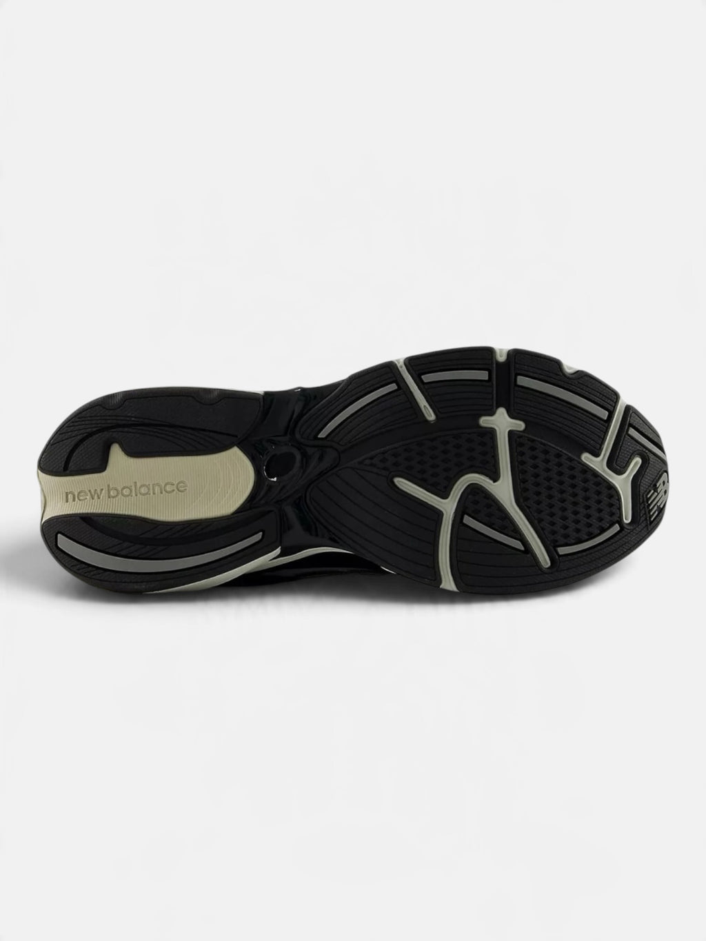 Кросівки унісекс New Balance 2010 Black/Shadow Grey/Sea Salt U2010892