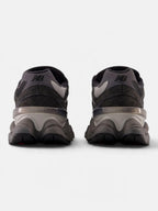 Кросівки унісекс New Balance 9060 Black/Castlerock/Rain Cloud U9060BLK