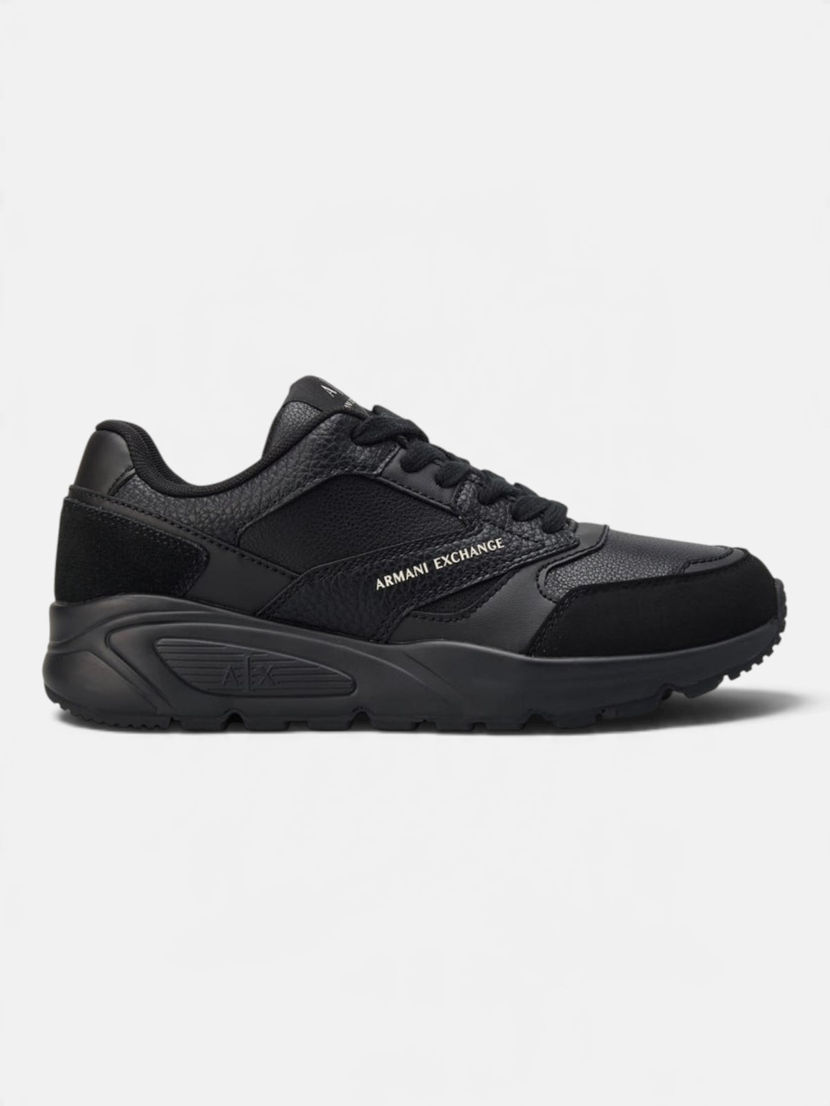 Кросівки чоловічі Armani Exchange Black XM001677-AF17355-UC001