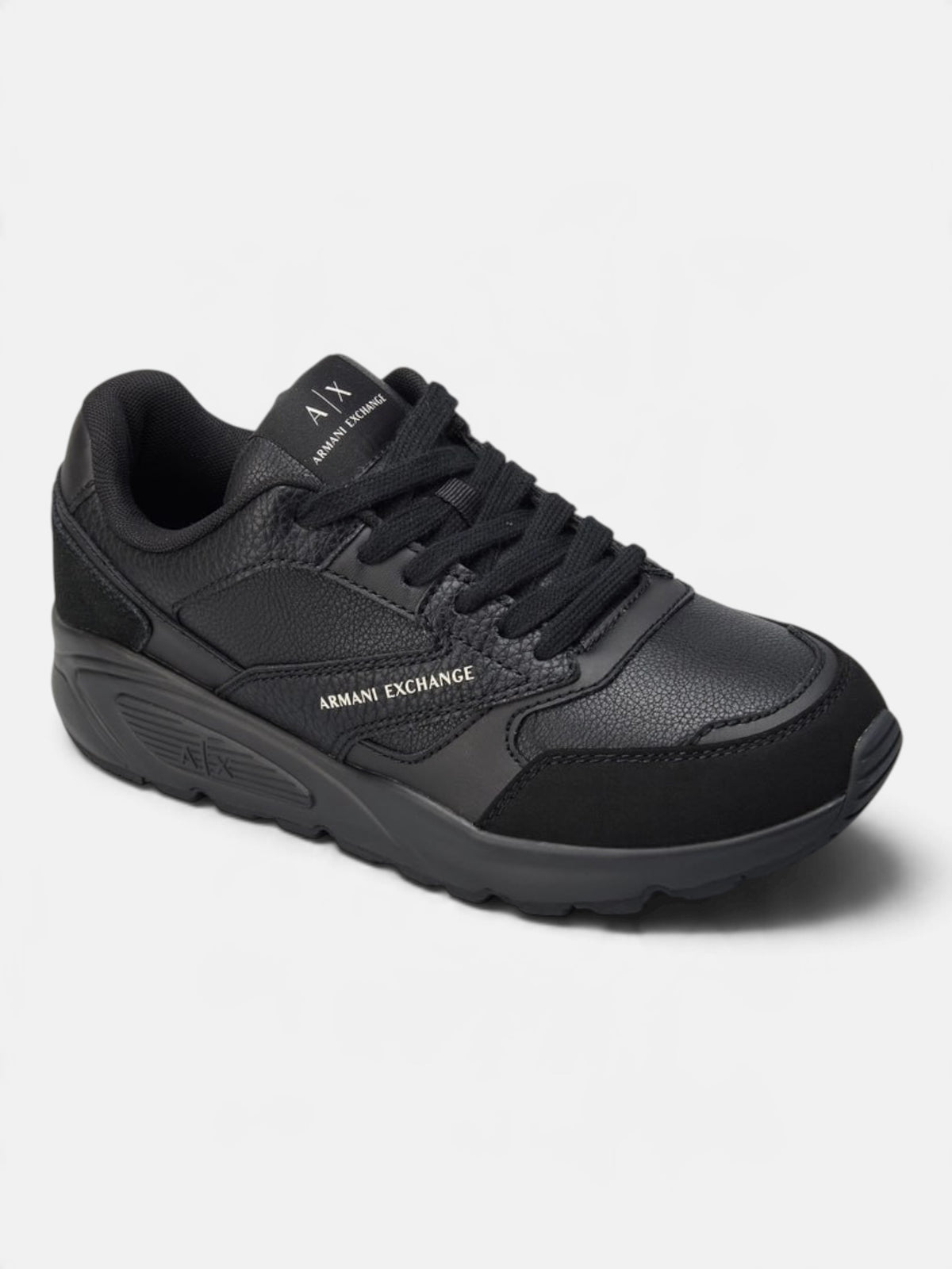 Кросівки чоловічі Armani Exchange Black XM001677-AF17355-UC001