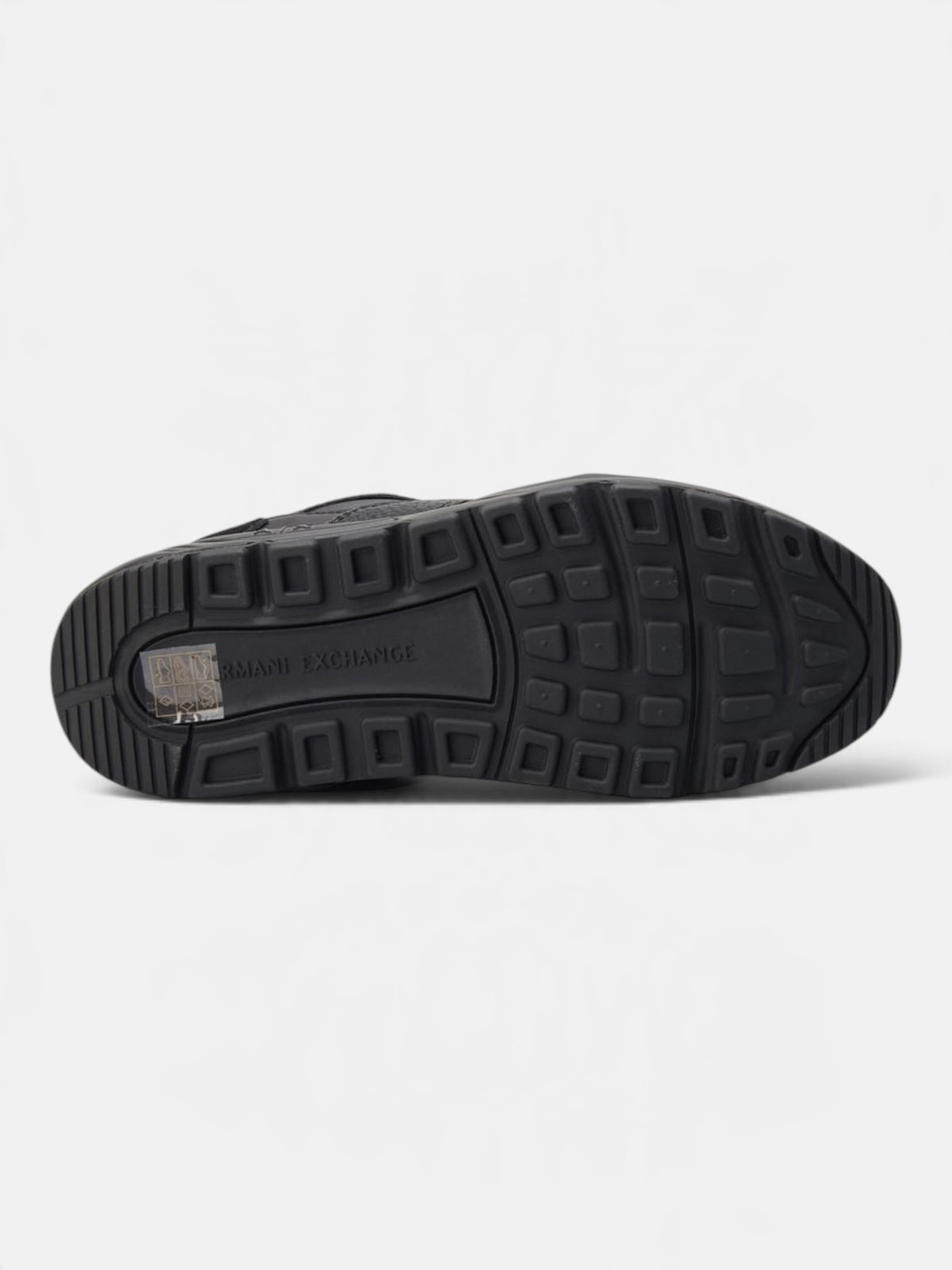 Кросівки чоловічі Armani Exchange Black XM001677-AF17355-UC001
