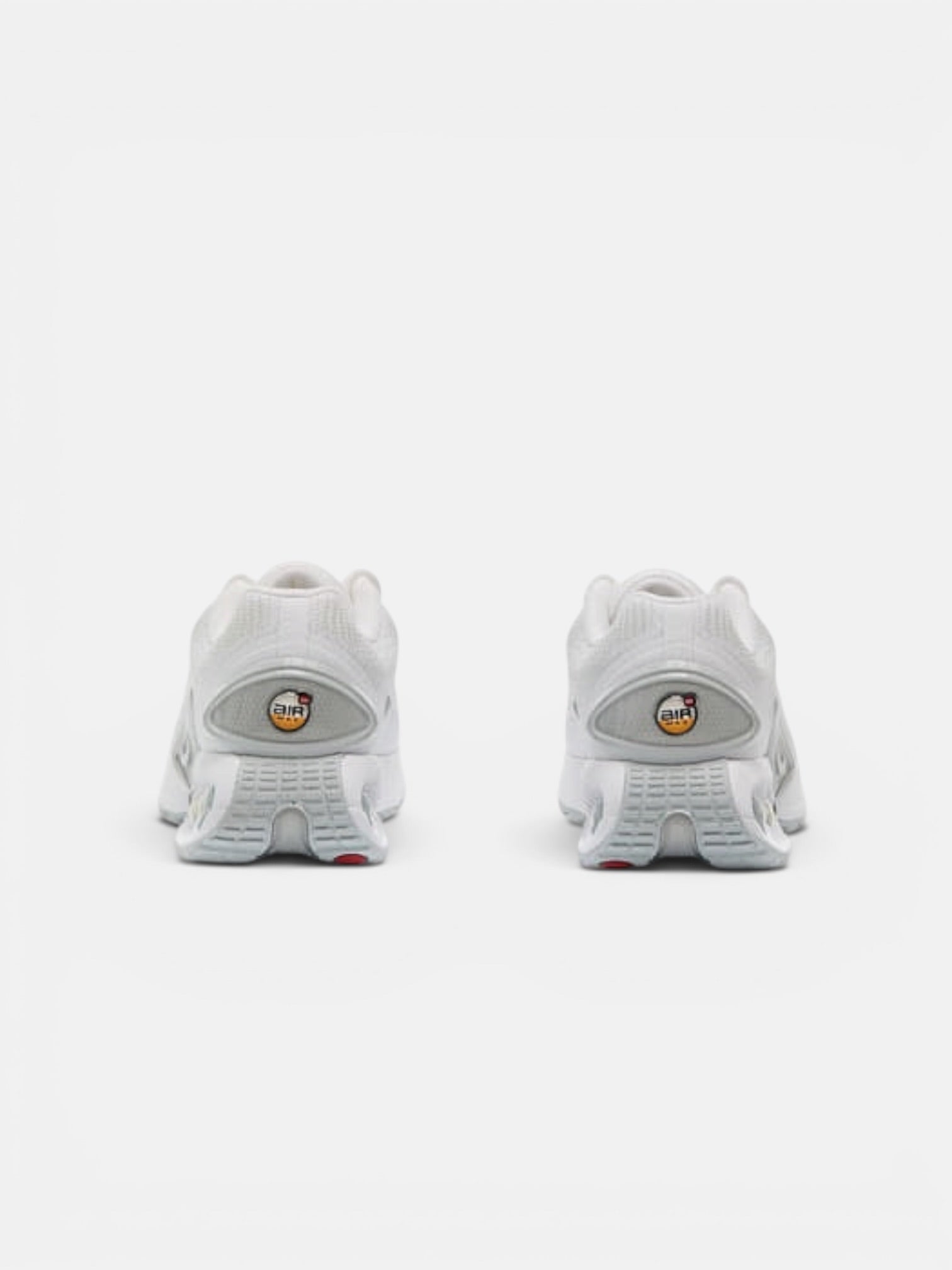 Кросівки Nike Air Max Dn "Triple White" FJ3145-102