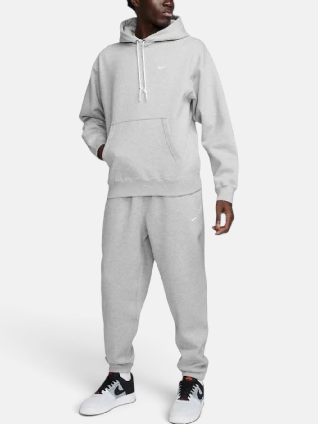 Штани чоловічі Nike Solo Swoosh Fleece Pant Grey DX1364-063