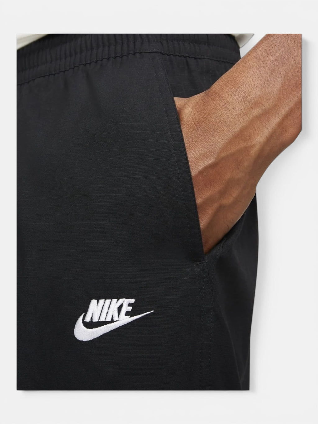 Штани чоловічі Nike Club Cargo Woven Pant "Black" DX0613-010