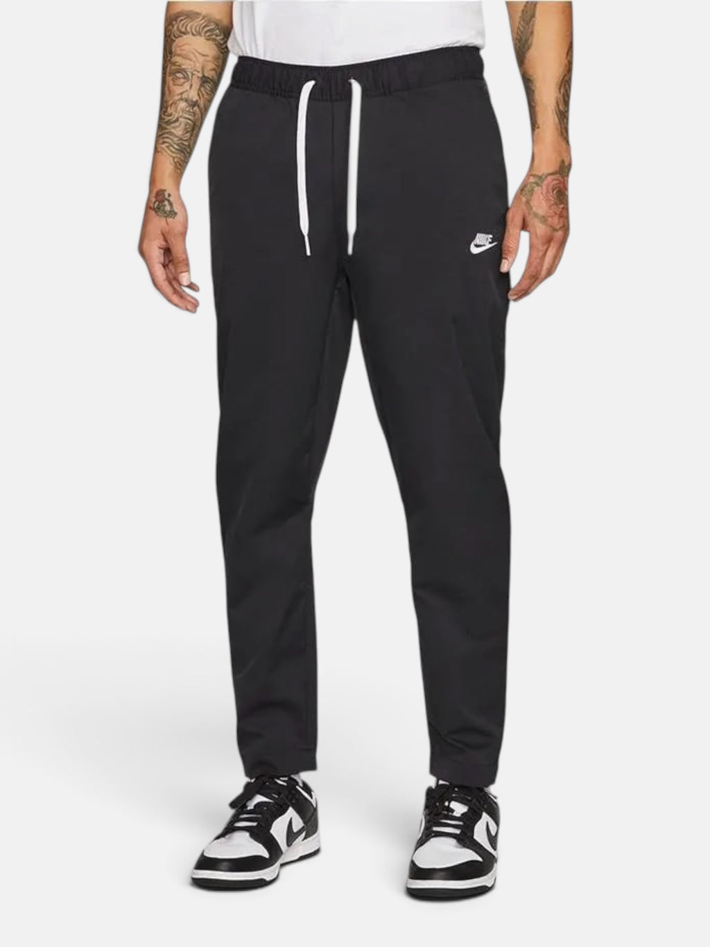 Штани чоловічі Nike Club Woven Tapered Leg Pant "Black" DX0623-010