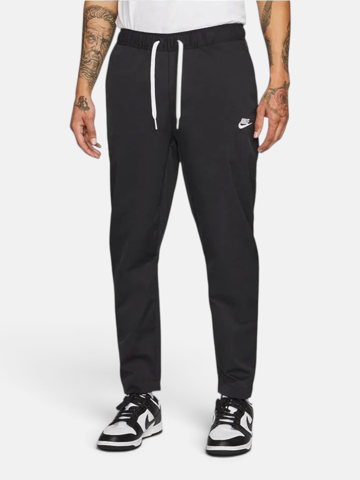Штани чоловічі Nike Club Woven Tapered Leg Pant "Black" DX0623-010