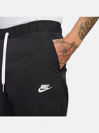 Штани чоловічі Nike Club Woven Tapered Leg Pant "Black" DX0623-010