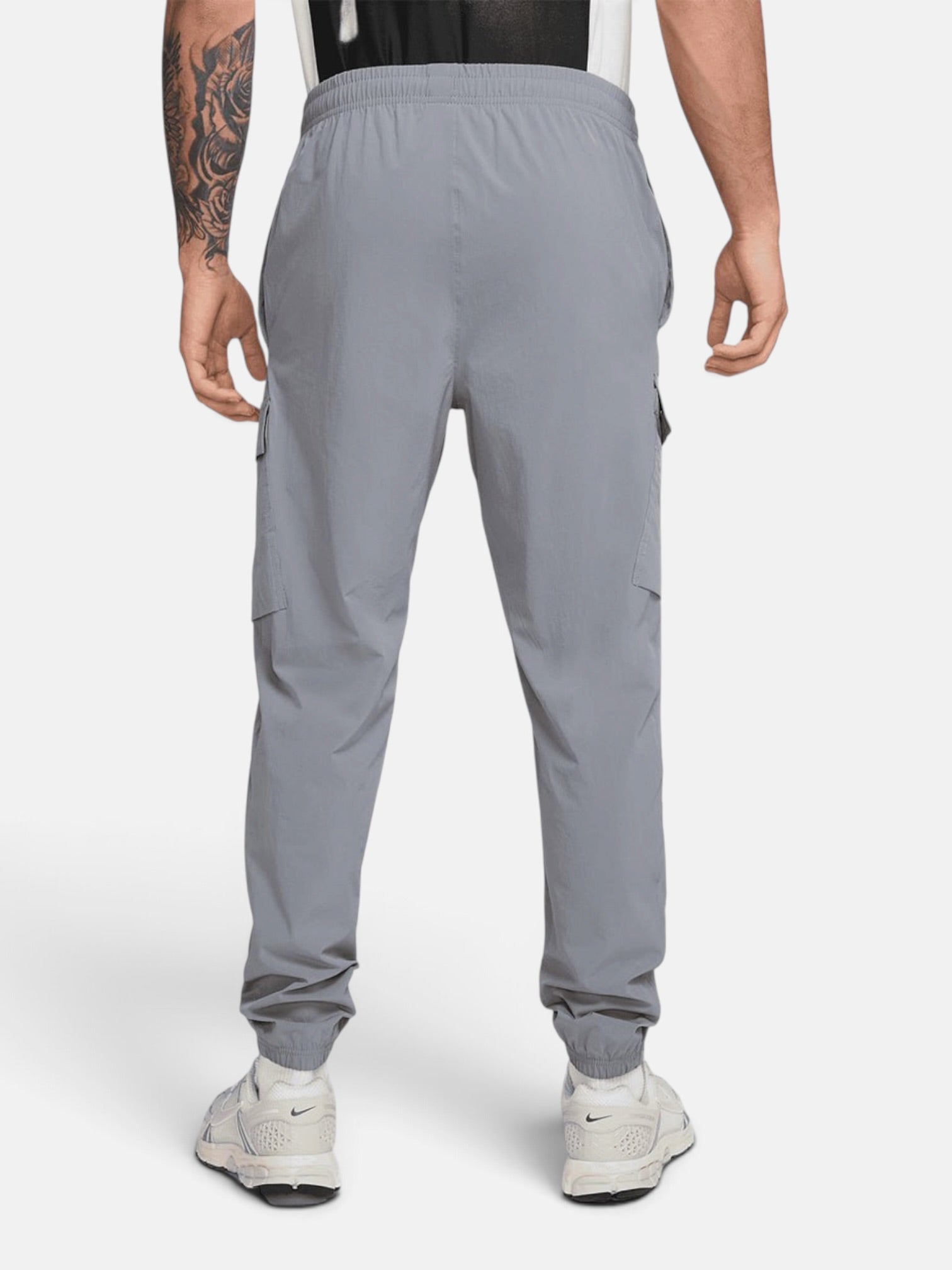Штани чоловічі Nike Sportswear Club Cargo Woven "Grey" IB6497-065
