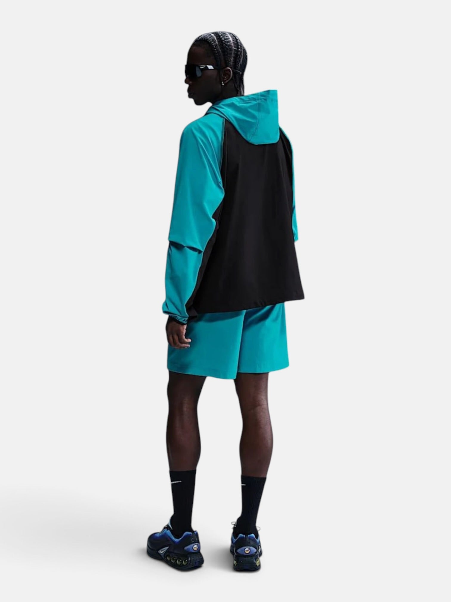 Вітровка чоловіча Nike Tech Windrunner "Turquoise/Black" HM7151-345