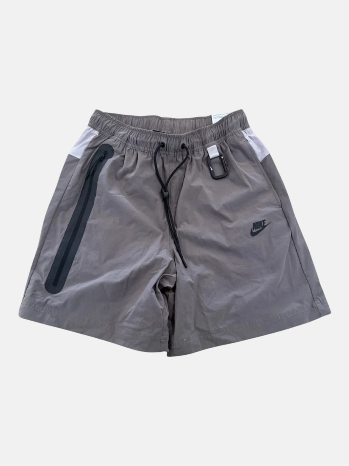 Шорти чоловічі Nike Tech Woven Trek "Cave Stone/College Grey" IB8957-289