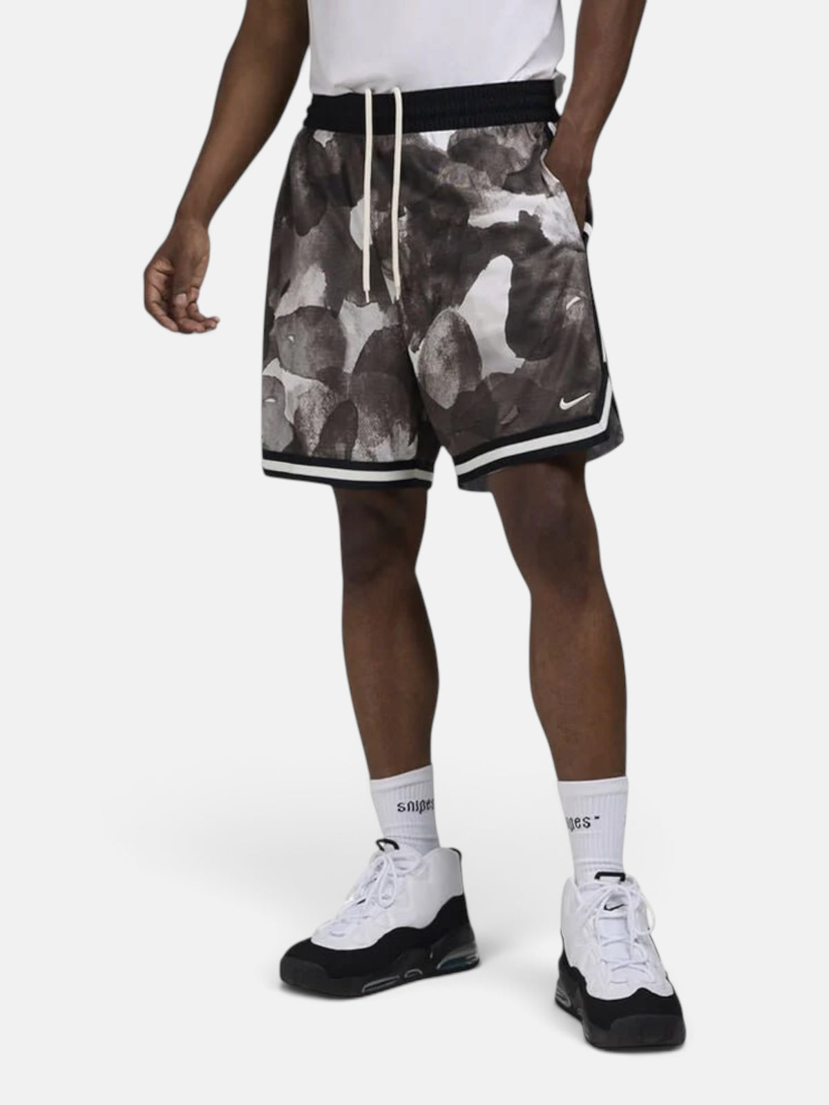 Шорти чоловічі Nike DNA Dri-FIT Camo "Pale Ivory/Black" HJ3879-110