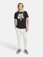 Чоловіча футболка Nike Sportswear Just Do It Verbiage Black DZ2989-010