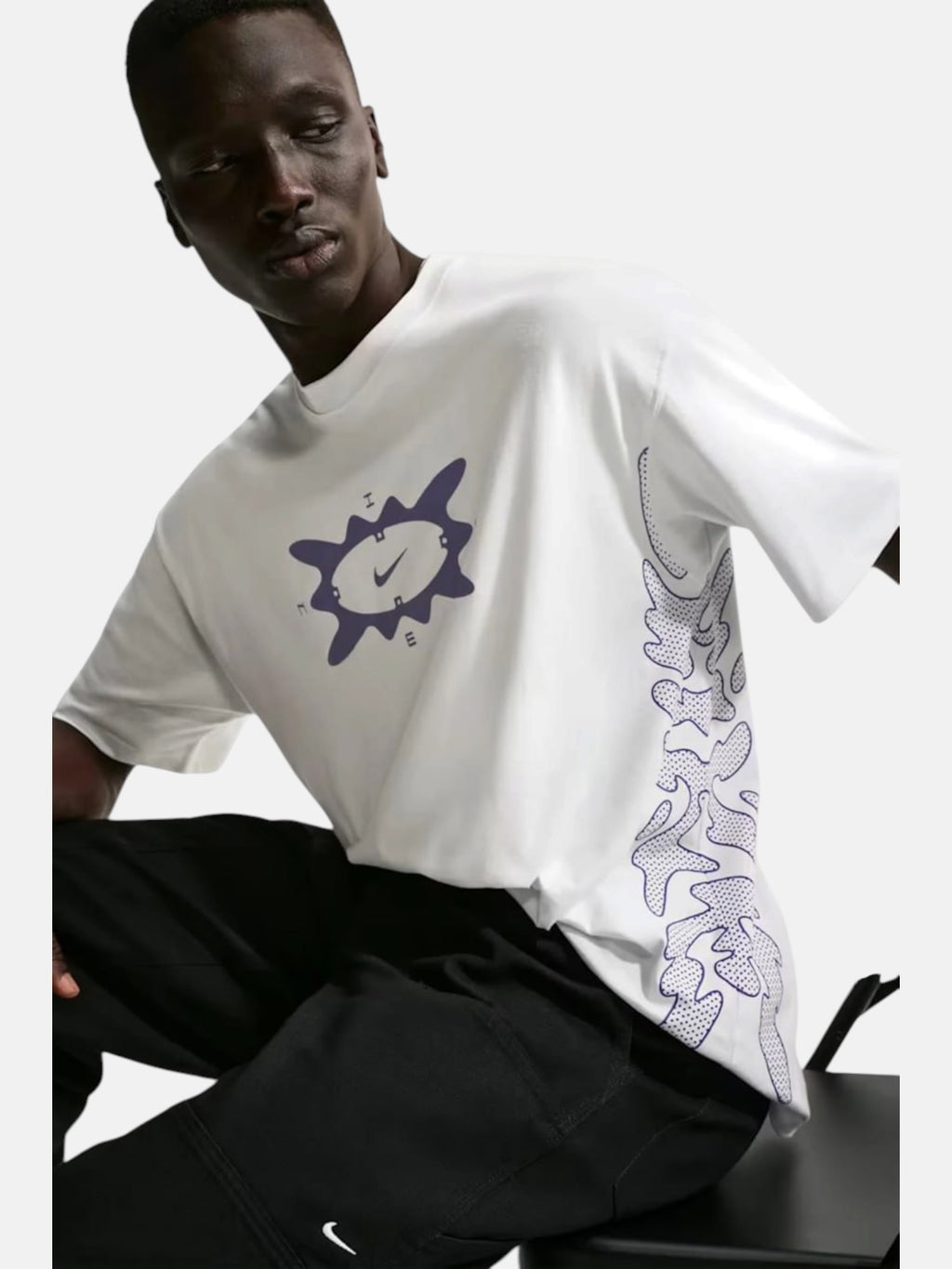 Чоловіча футболка Nike Sportswear Off White IH1165-101