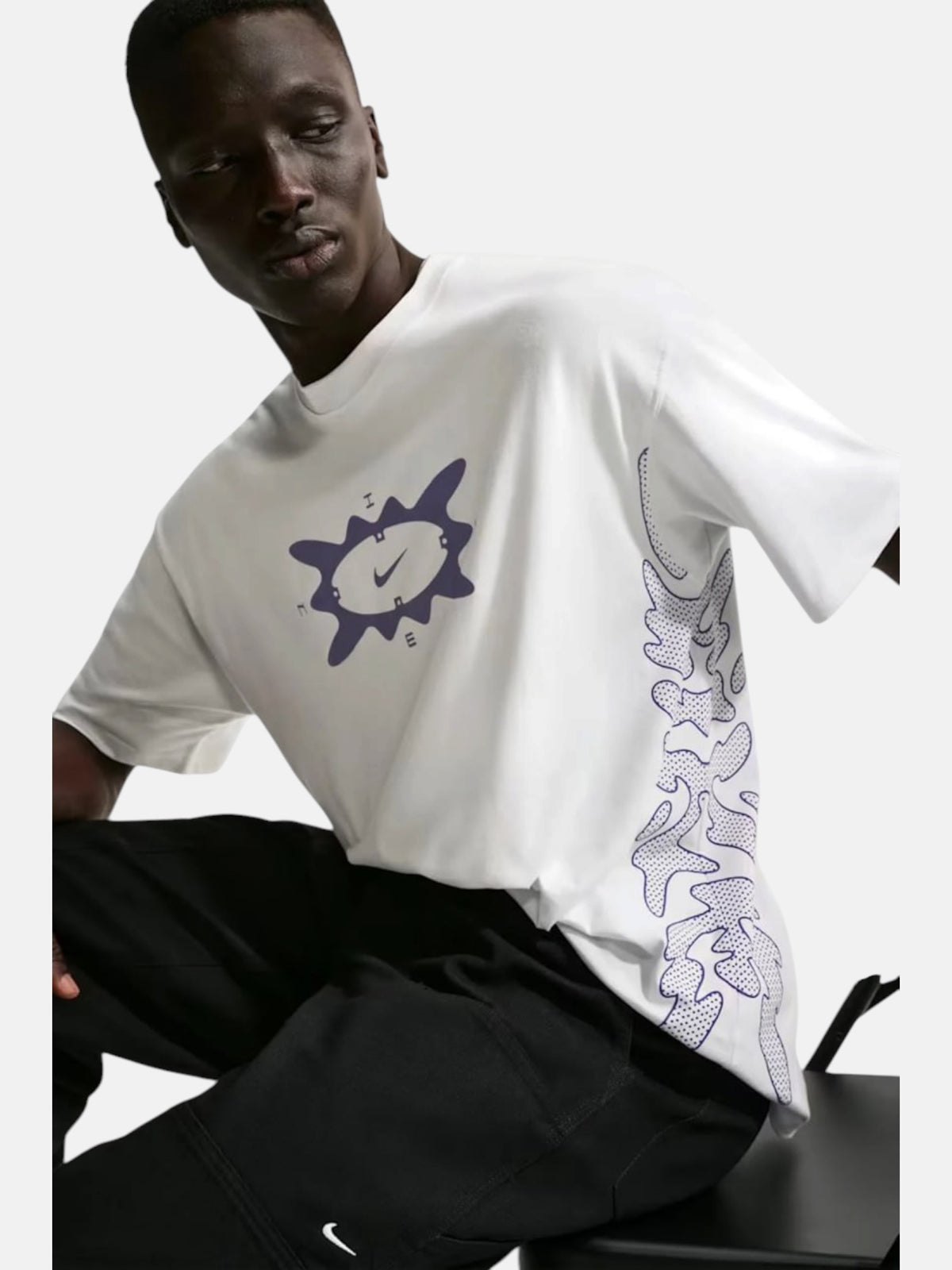 Чоловіча футболка Nike Sportswear Off White IH1165-101