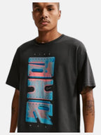 Чоловіча футболка Nike Sportswear Graphic Off Noir IH1155-045
