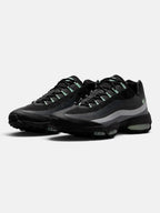Чоловічі кросівки Nike Air Max 95 Ultra Black / Mint Foam IB7681-004