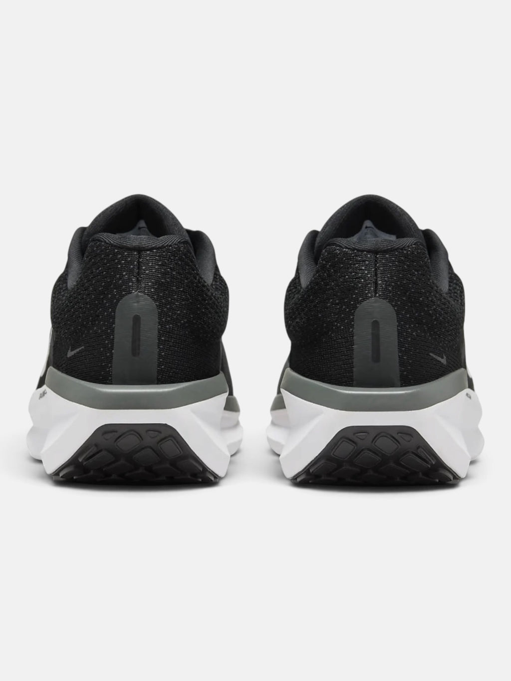 Чоловічі кросівки Nike Winflo 11 Black / White FJ9509-001