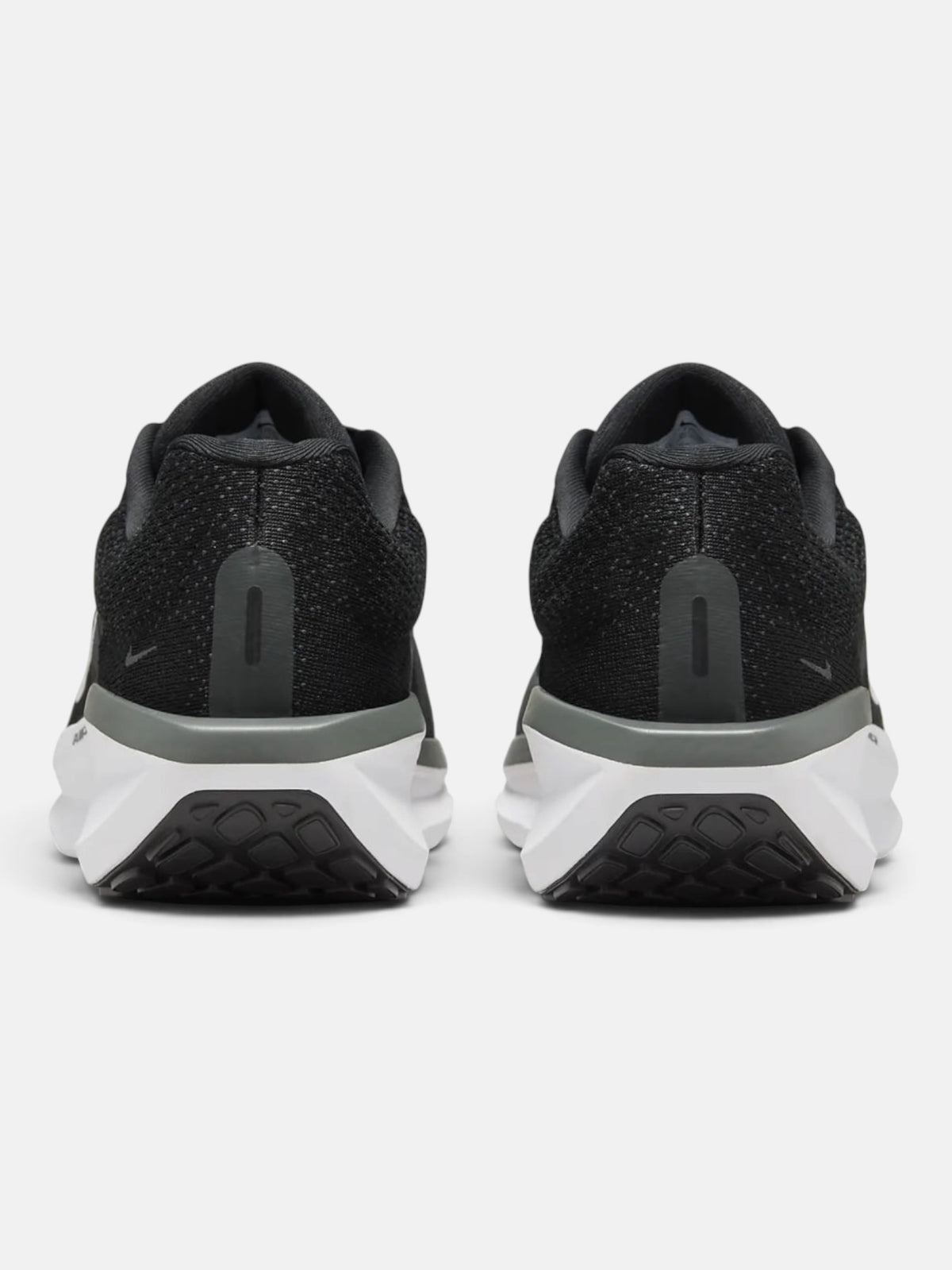 Чоловічі кросівки Nike Winflo 11 Black / White FJ9509-001