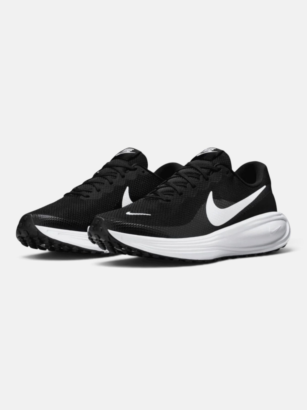 Чоловічі кросівки Nike Revolution 8 Black / White HJ9198-003