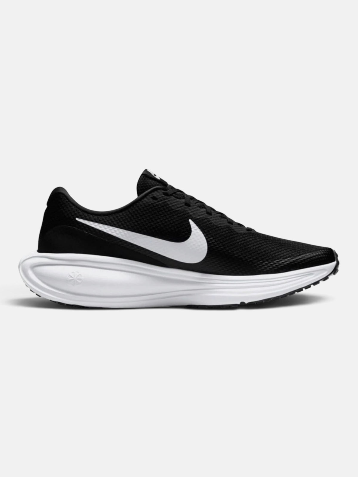 Чоловічі кросівки Nike Revolution 8 Black / White HJ9198-003