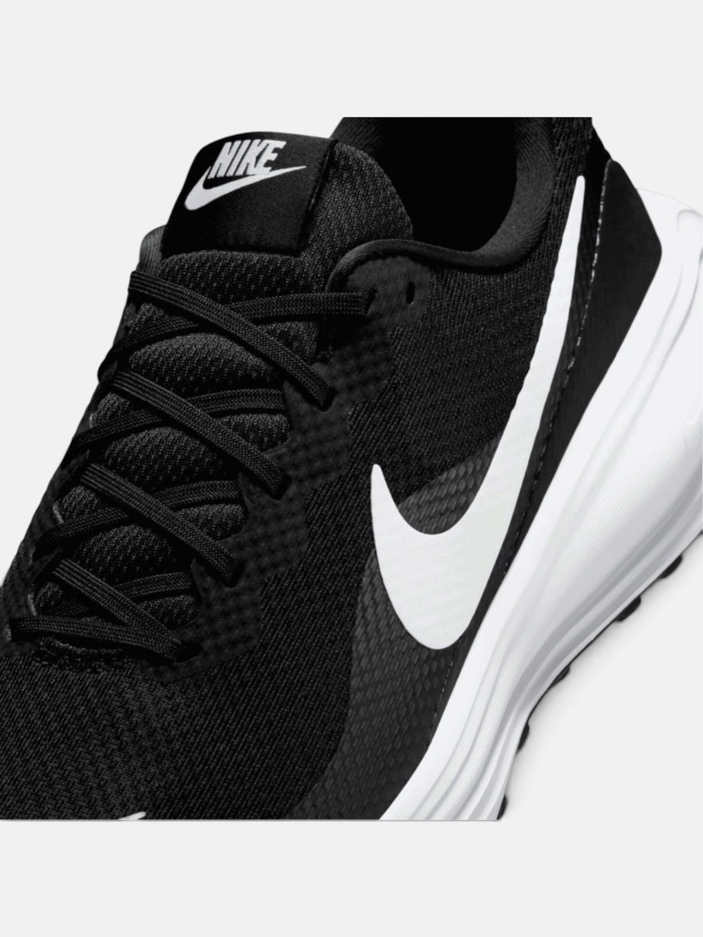 Чоловічі кросівки Nike Revolution 8 Black / White HJ9198-003