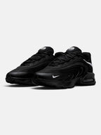 Чоловічі кросівки Nike Air Max Fire Black / White IR0819-005