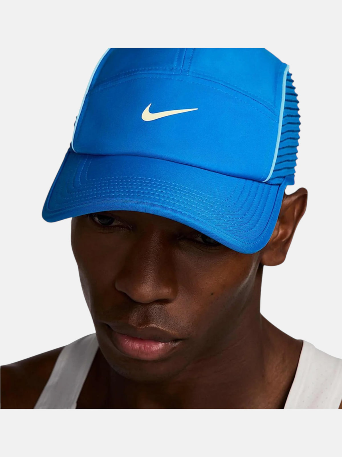 Кепка унісекс Nike Dri-FIT ADV Fly AeroBill AeroAdapt Photo Blue FJ0736-406