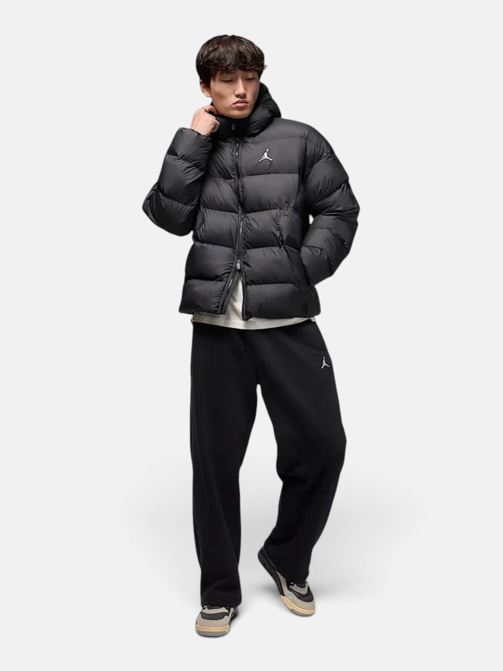 Чоловічий пуховик Jordan Brooklyn Therma-FIT Puffer Jacket Black / White HV0532-010