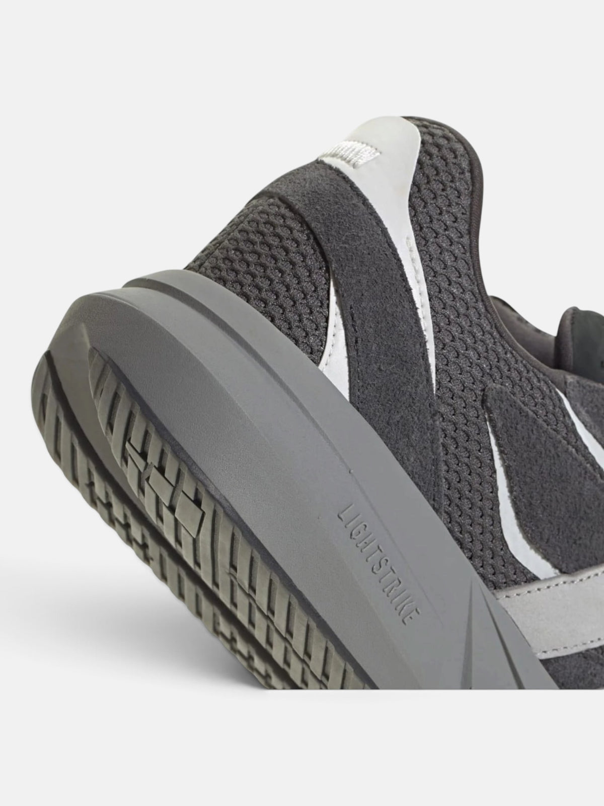 Чоловічі кросівки adidas Lightblaze Grey JQ9972